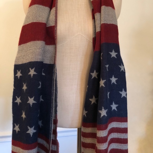 American Flag Scarf - Picture 2 of 3